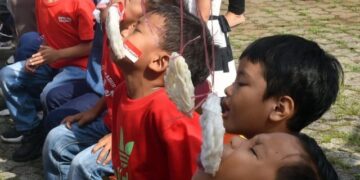Lomba makan hut RI 17 Agustus