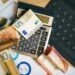Cara Menghitung Bunga Deposito (Foto: unsplash/Jakub Żerdzicki)