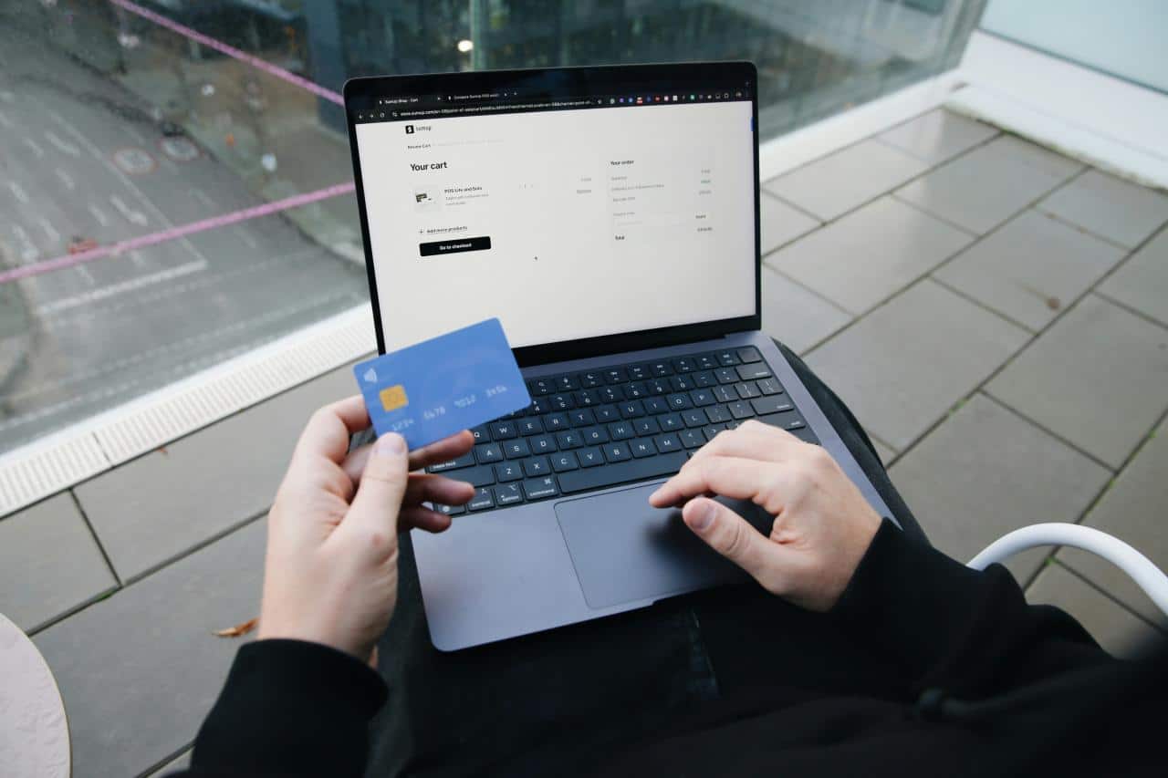 Data Kartu Kredit yang Wajib Kamu Lindungi