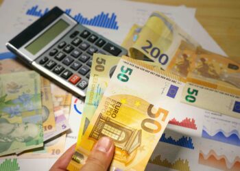 5 Kelemahan Deposito BPR Sebelum Menempatkan Dana (Foto: unsplash/Jakub Żerdzicki)