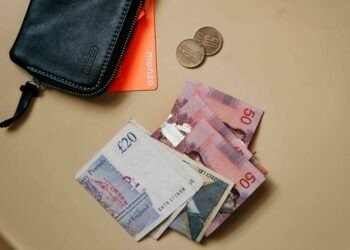 Bunga Deposito 100 Juta Berapa (Foto: unsplash/Toa Heftiba)