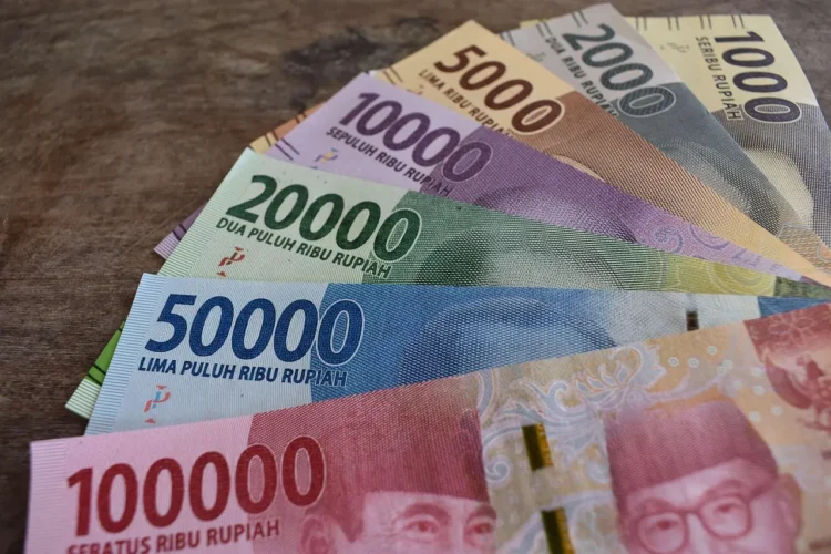 Uang rupiah ilustrasi bunga deposito 50 juta