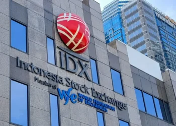 Fasad Gedung Bursa Efek Indonesia dengan logo IDX di Jakarta