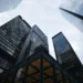 Gedung perkantoran bertingkat, gambaran perusahaan pemilik rekening giro